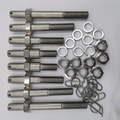 Получите наилучшие результаты с Eagle's Sprint Car Chassis Universal Fitment Titanium One Nut или Q/C R/R S/P Plus Bolt Kit