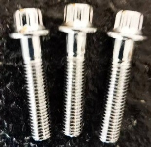 Сливерная отделка DIN Standard M7 x 32 12 PT Болт и M7 Найлоновая замок гайка для BBS колес в стальной отделке ЦИНК